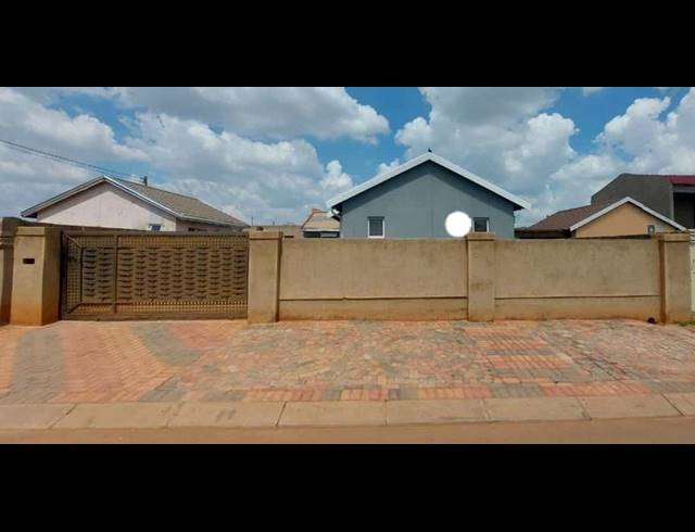 2 BEDROOM PROPERTY TO RENT IN PROTEA GLEN